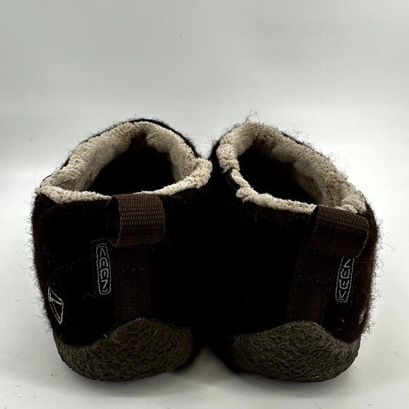 Keen Howser II Slip On Shoes Fleece Outdoor Slipper Shearling Comfort Brown 9
